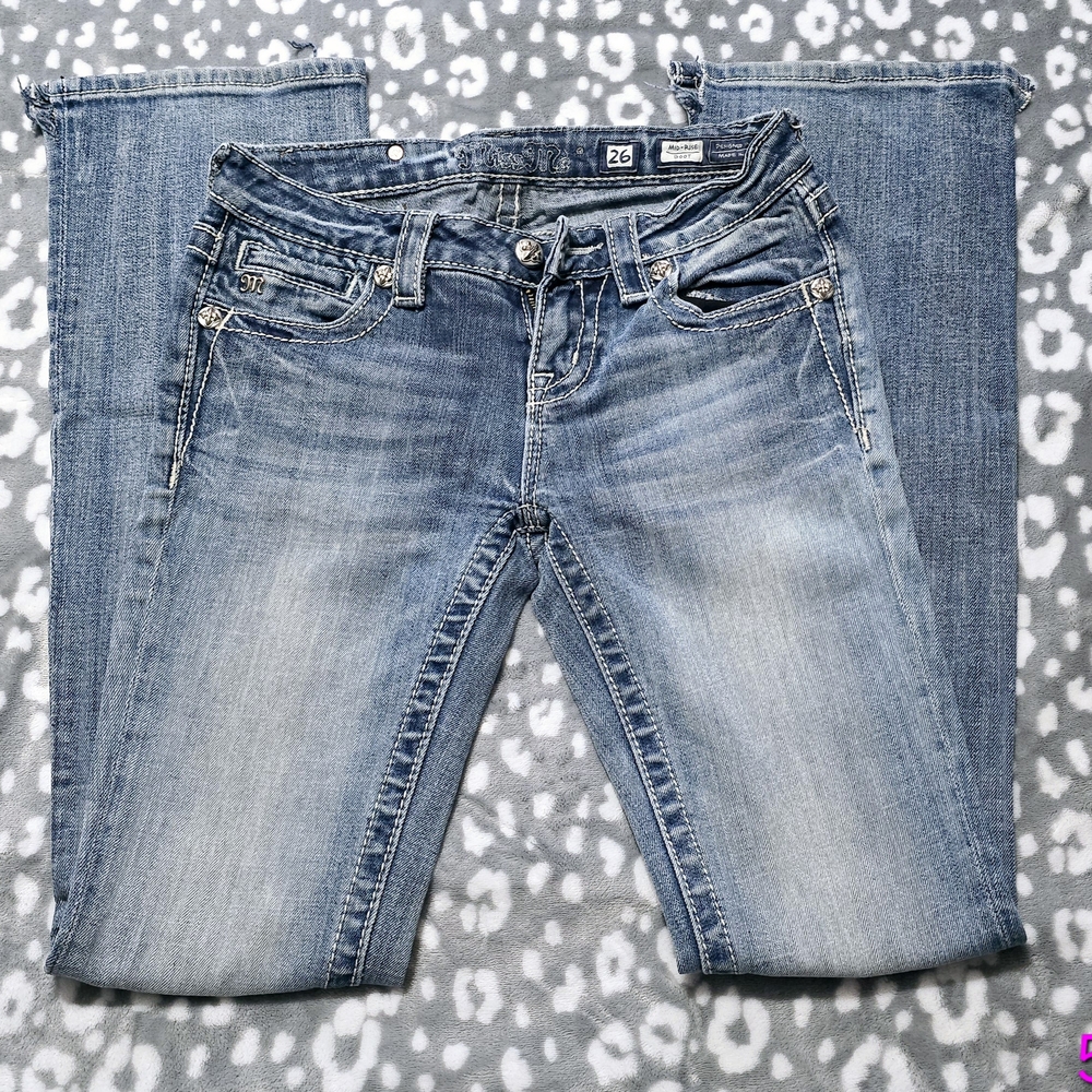 Miss Me Mid-Rise Boot Straight Leg Jeans with Vintage Wash **SIZE 26×32